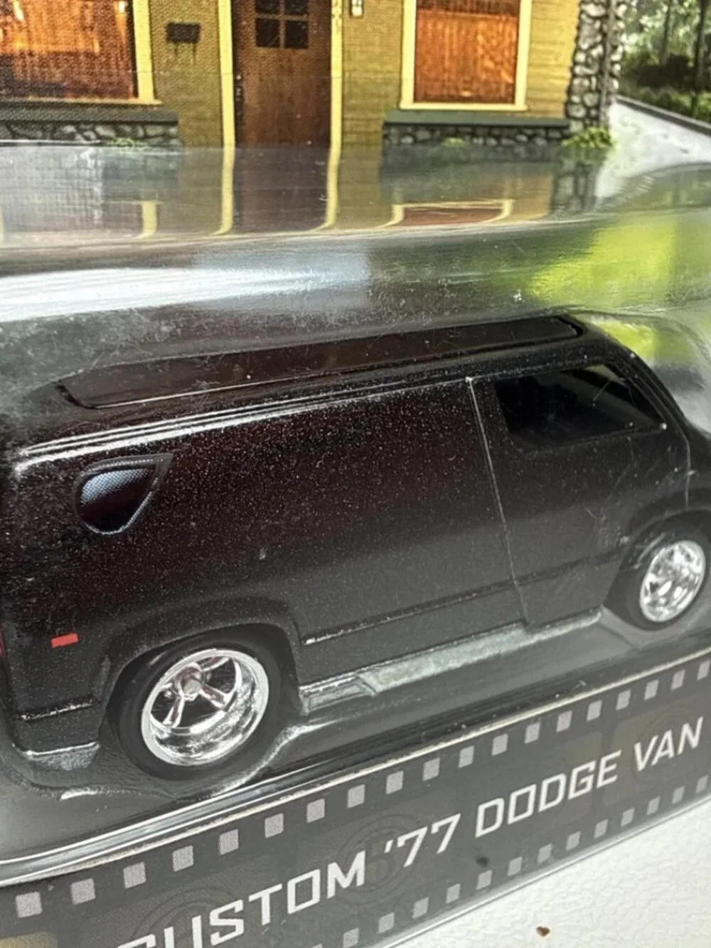 2014 Hot Wheels Retro Entertainment Old School '77 Custom Dodge Van NEW